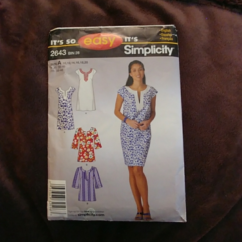 New. Easy sewing pattern uncut. Dress/tunic #2643